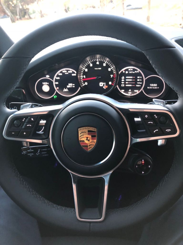 Porsche Cayenne — 7